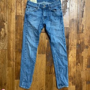 Hollister Super Skinny Jeans 28X30